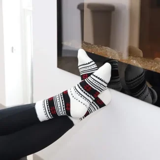 Sensitive skin? Alpaca Wool Socks! 5 Aloe Vera Socks-Snow Flakes 3